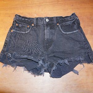 Abercrombie & Fitch The Mom Short Mid Rise
